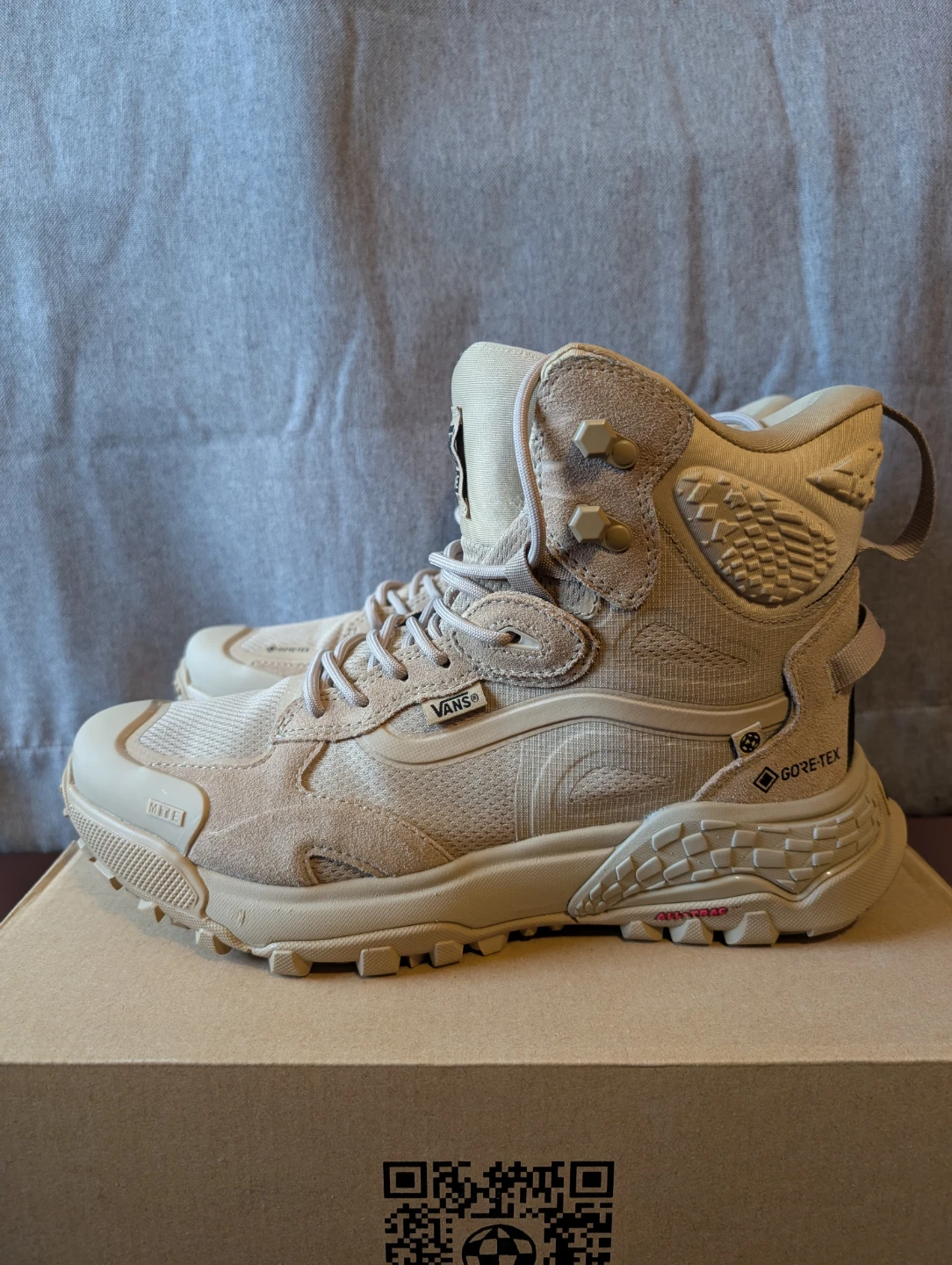 Vans MTE Crestline Adv Gore-Tex Boots - Khaki - photo 2
