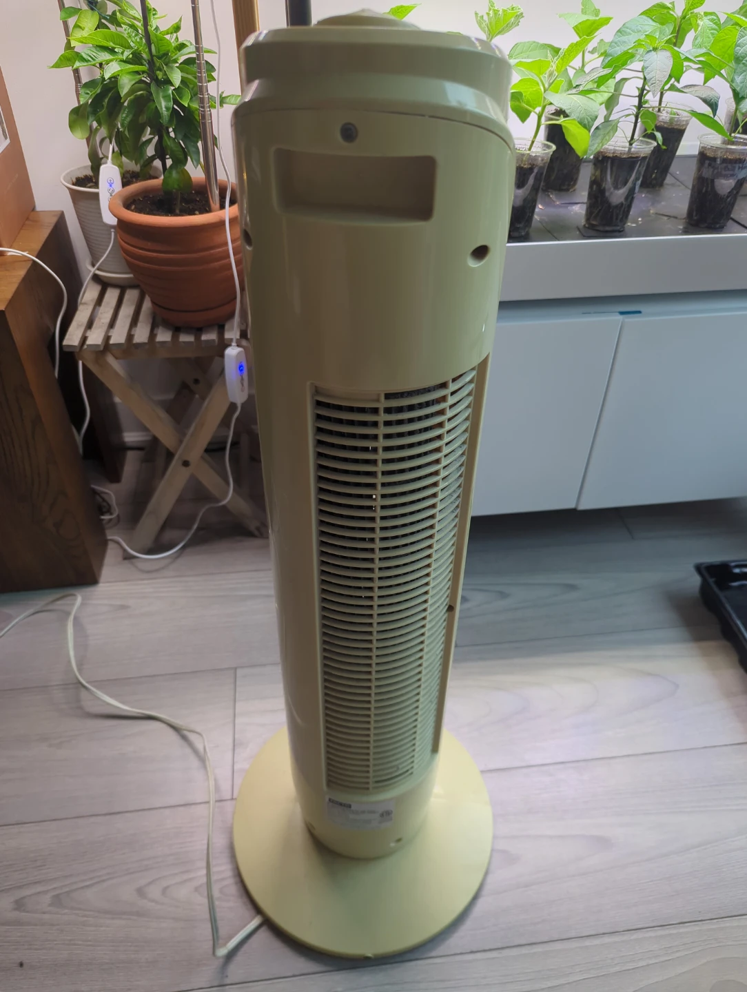 FACTO Tower Fan - photo 2