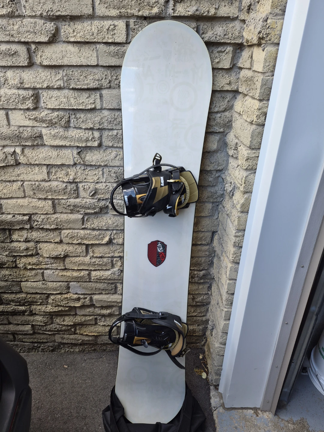 NTR Snowboard with Raiden Bindings