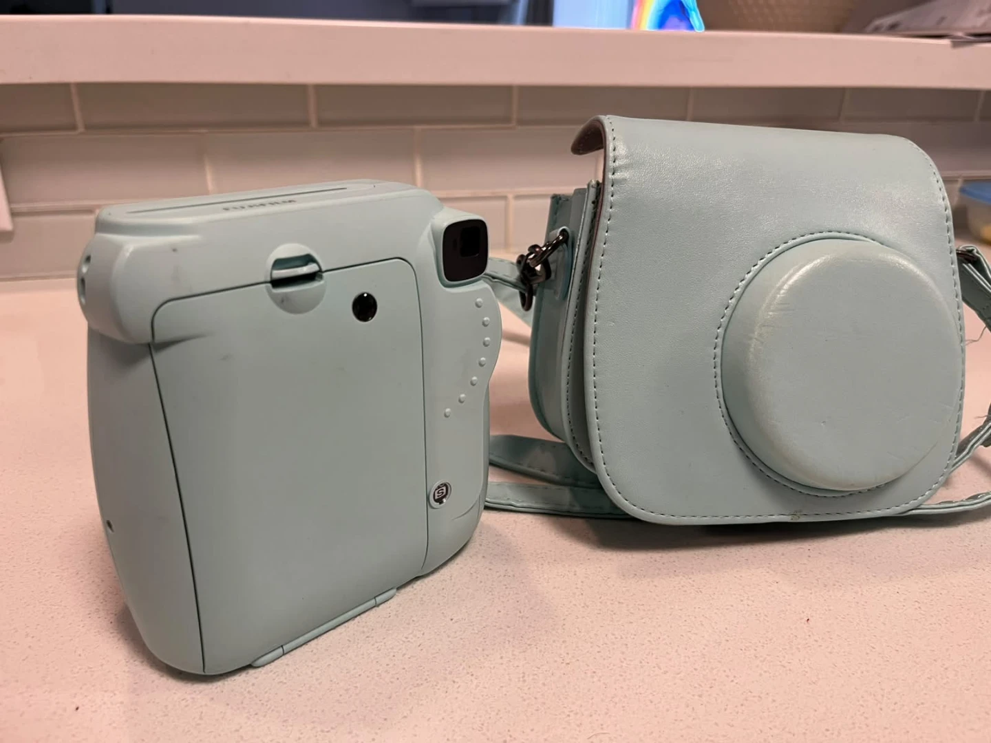 Fujifilm Instax Mini 9 Camera with Case - Light Blue - photo 2