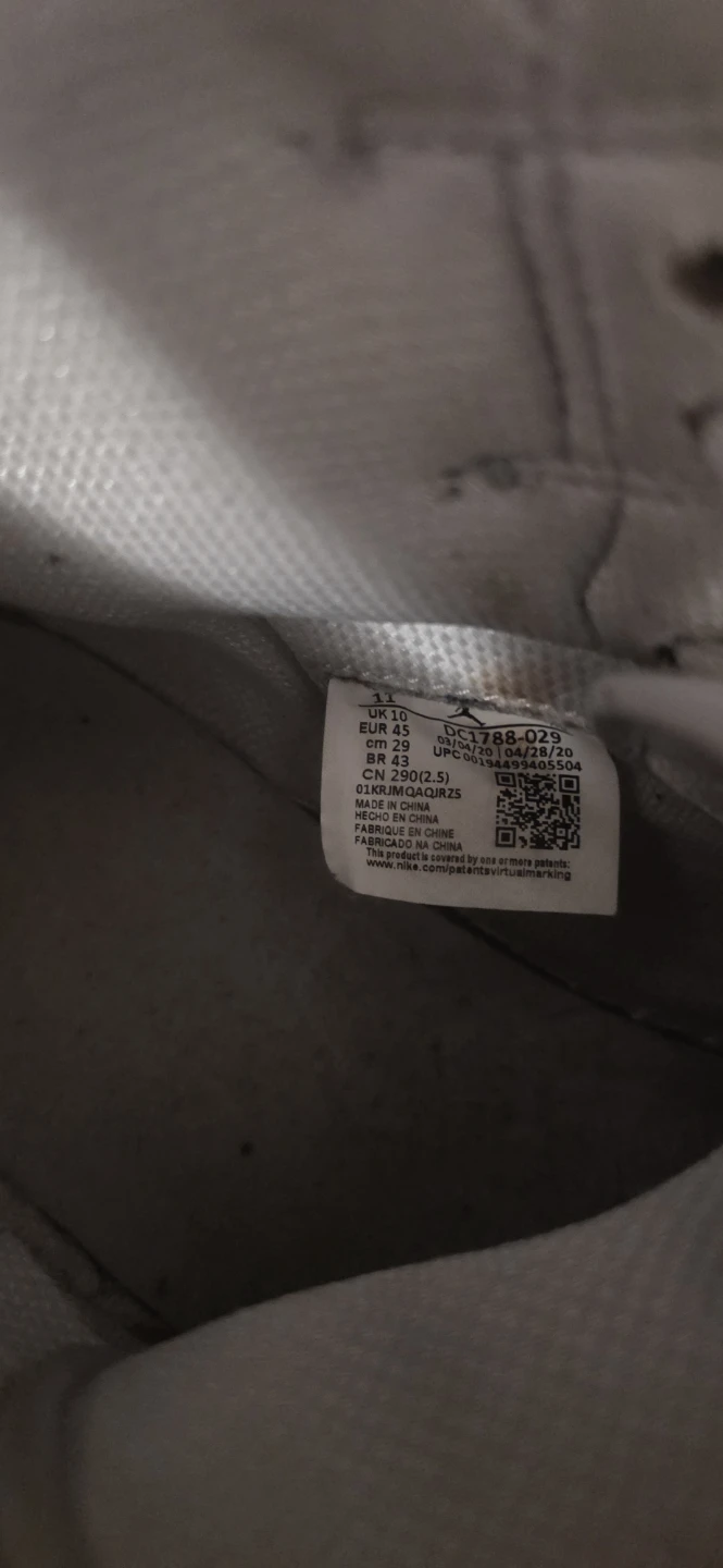 Nike Air Jordan 1 Retro High OG Silver Shoes Men's Size 11 - photo 5
