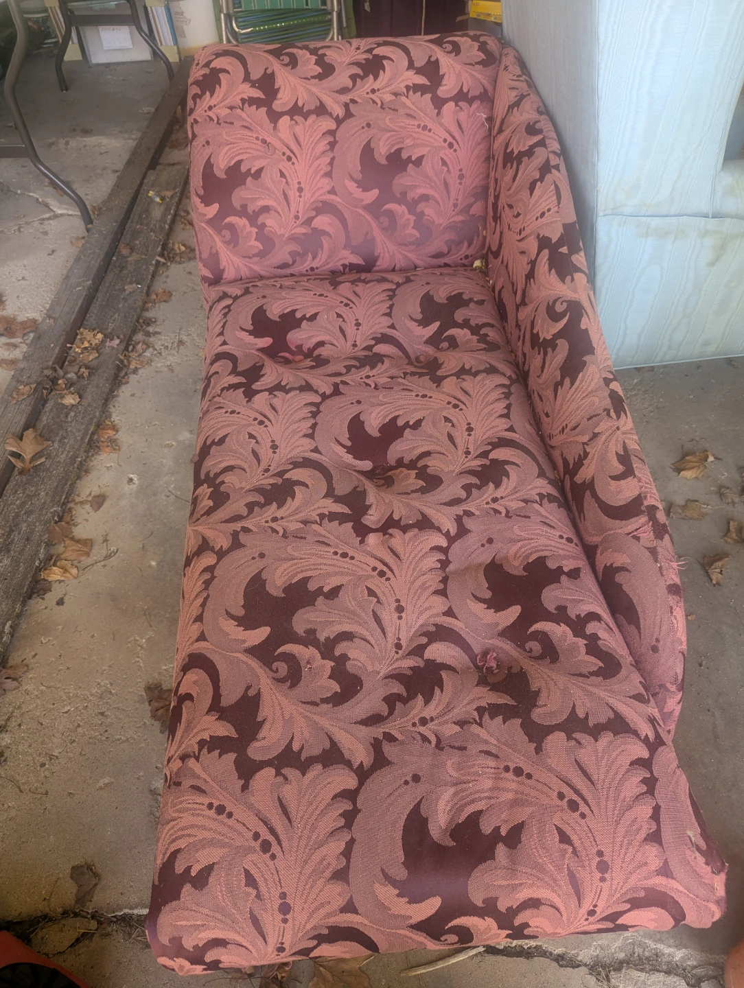 Chaise Lounge Chair - Pink Damask Fabric - photo 2