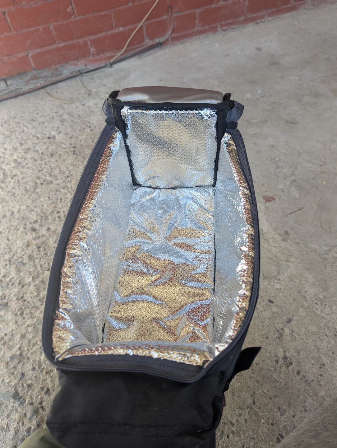 Axiom Rear Bike Rack & Insulated Trunk Bag Combo - photo 4