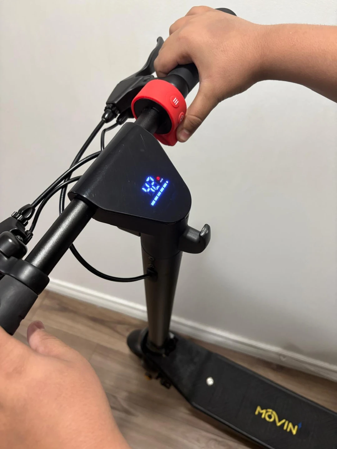 Movn Electric Scooter - photo 3