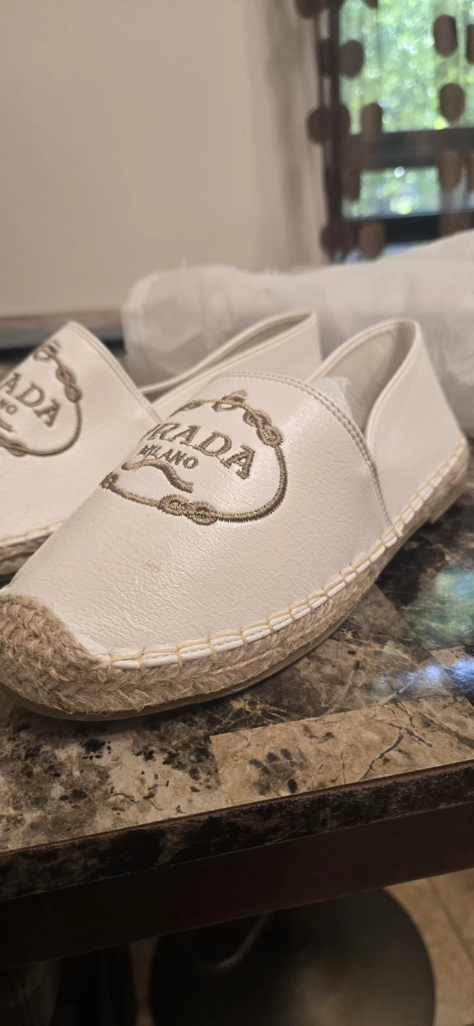 Prada White  Espadrille Flats Size 37 - photo 2