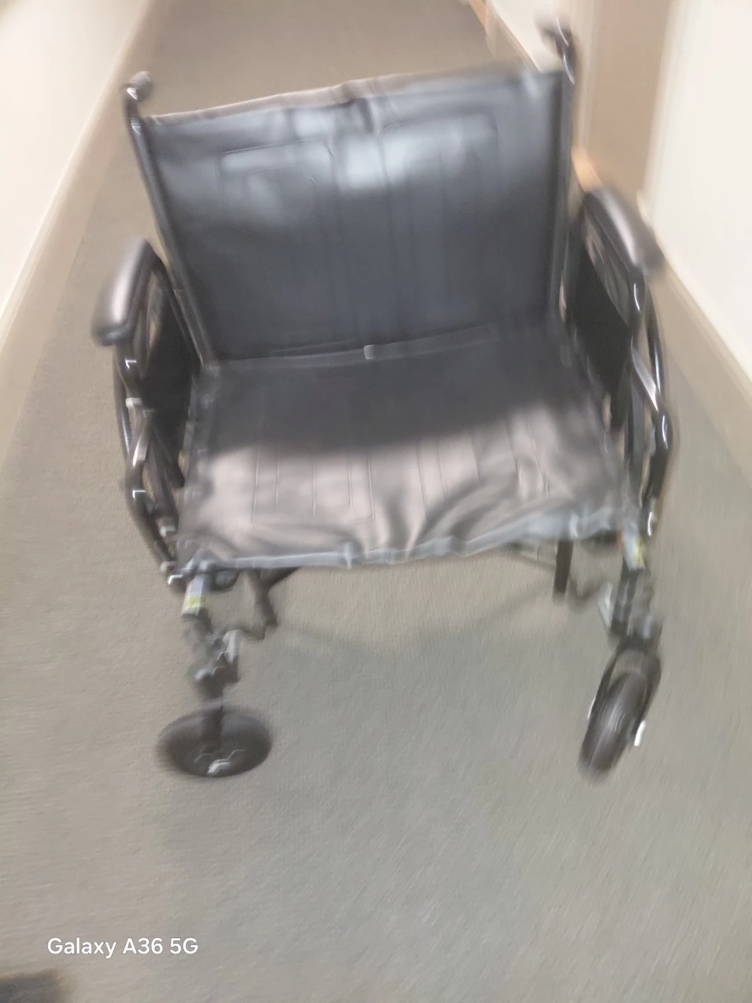 Drive Medical Manual Wheelchair - photo 3