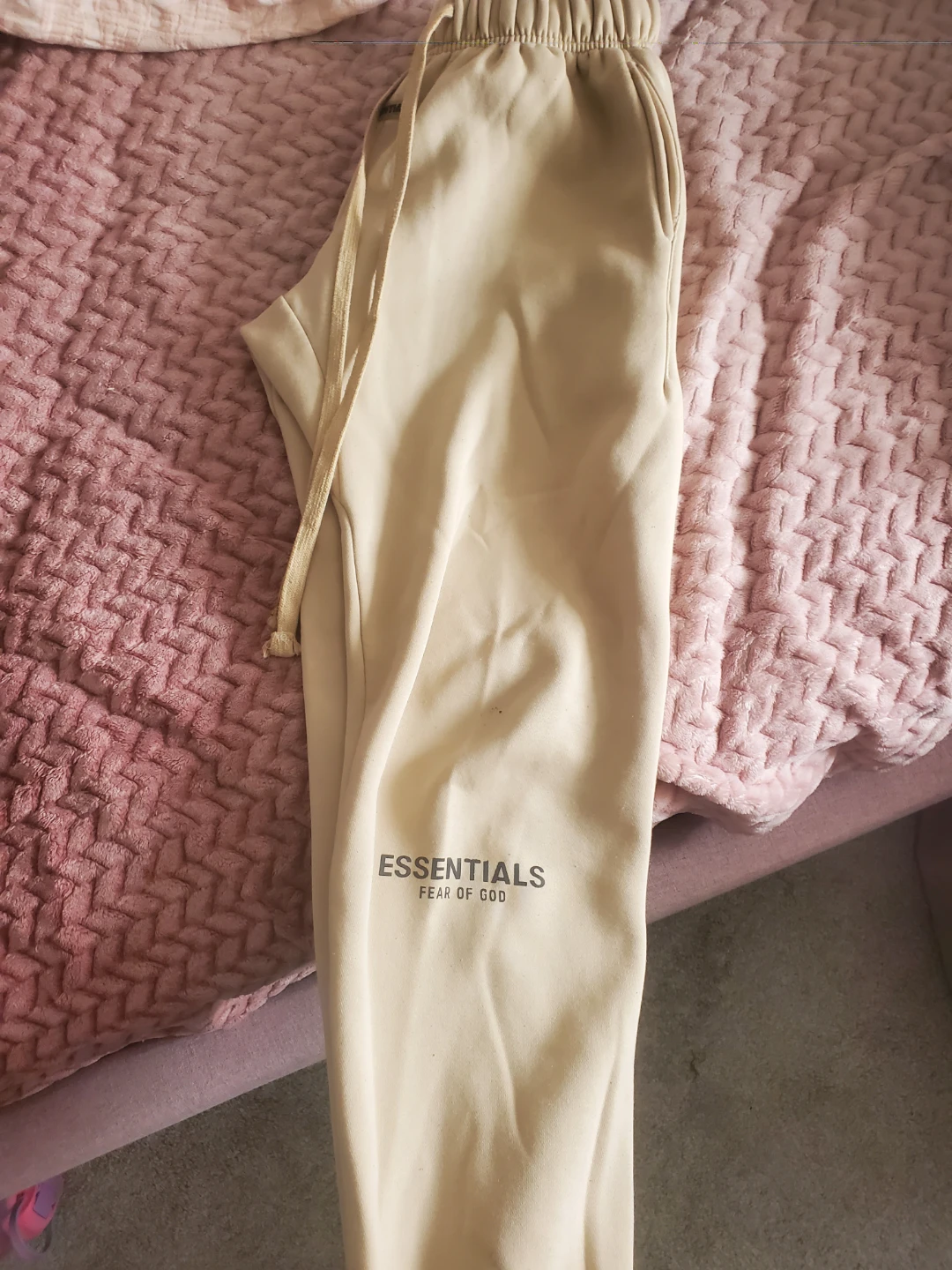 ESSENTIALS Fear of God Sweatpants - photo 2