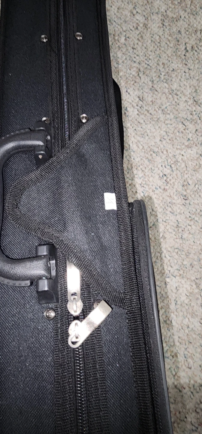 Violin with Case and Bow 1/8 - photo 2