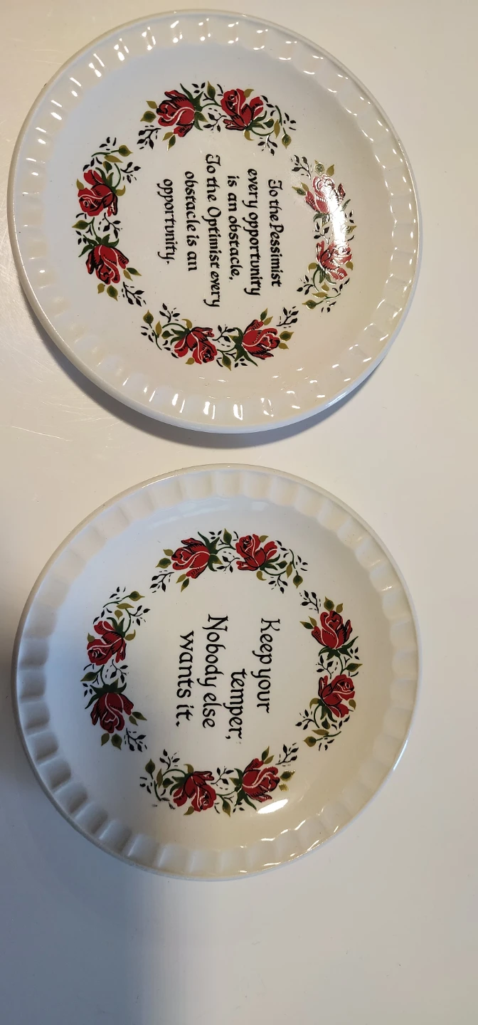Decorative Plates with Quotes - Set of 2
