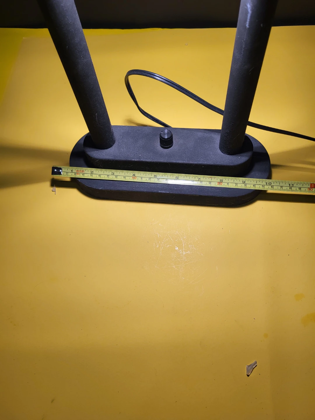 Black metal and glass desk lamp - photo 4