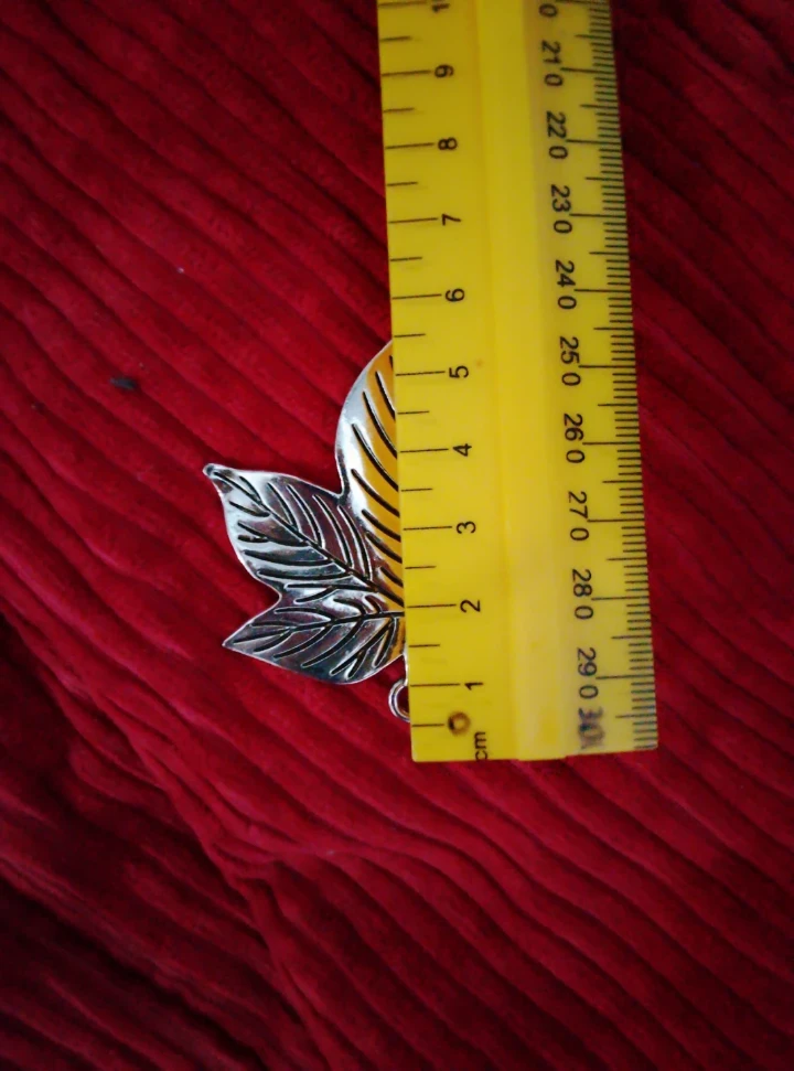 Silver Tone Maple Leaf Pendant Charm - photo 2
