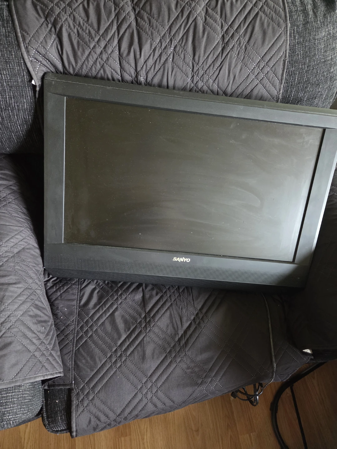 TV (small)