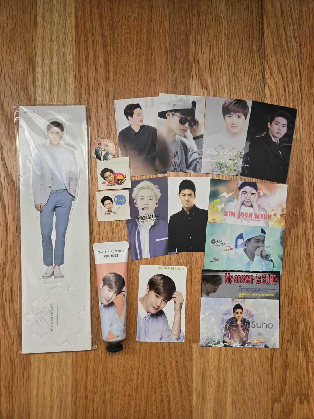2017 EXO Suho Junmyeon Nature Republic Photocard Hand Cream