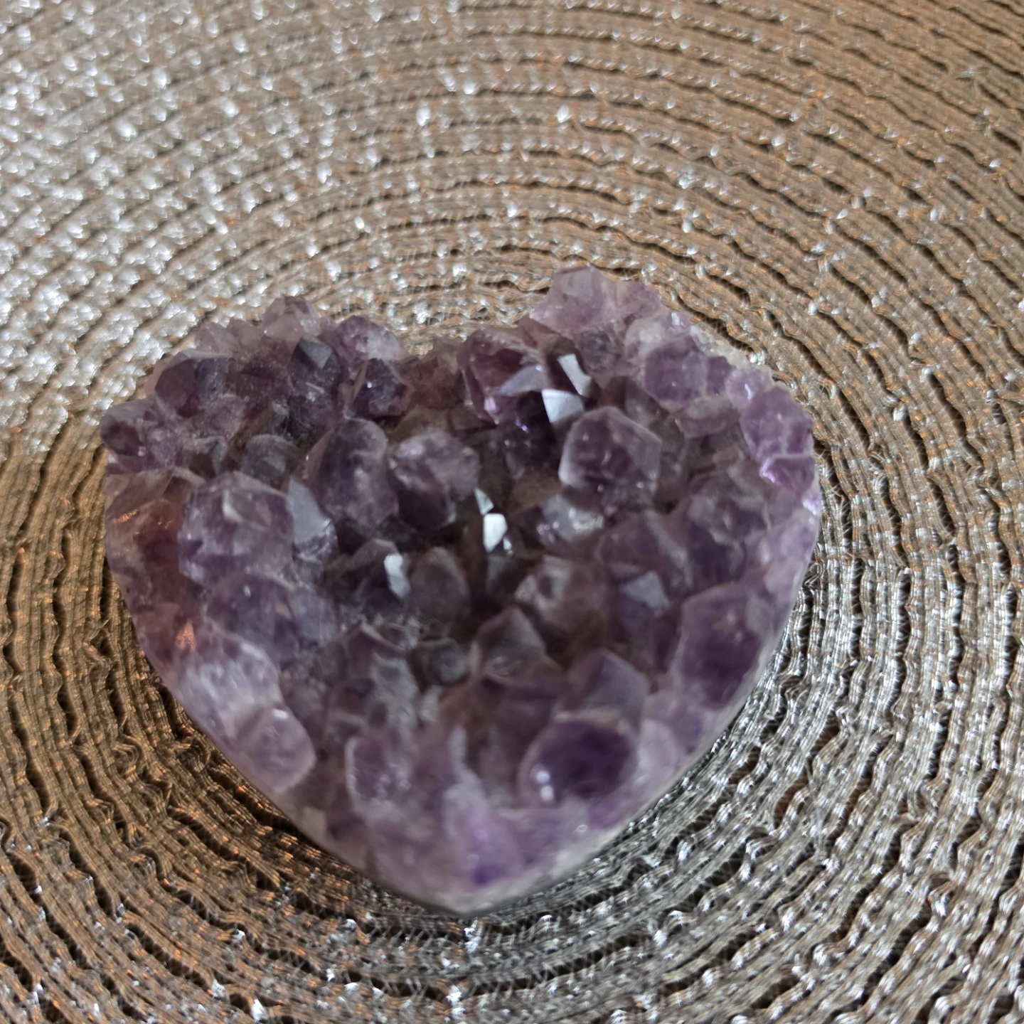 Heart-shaped Amethyst Geode - EUC - photo 2