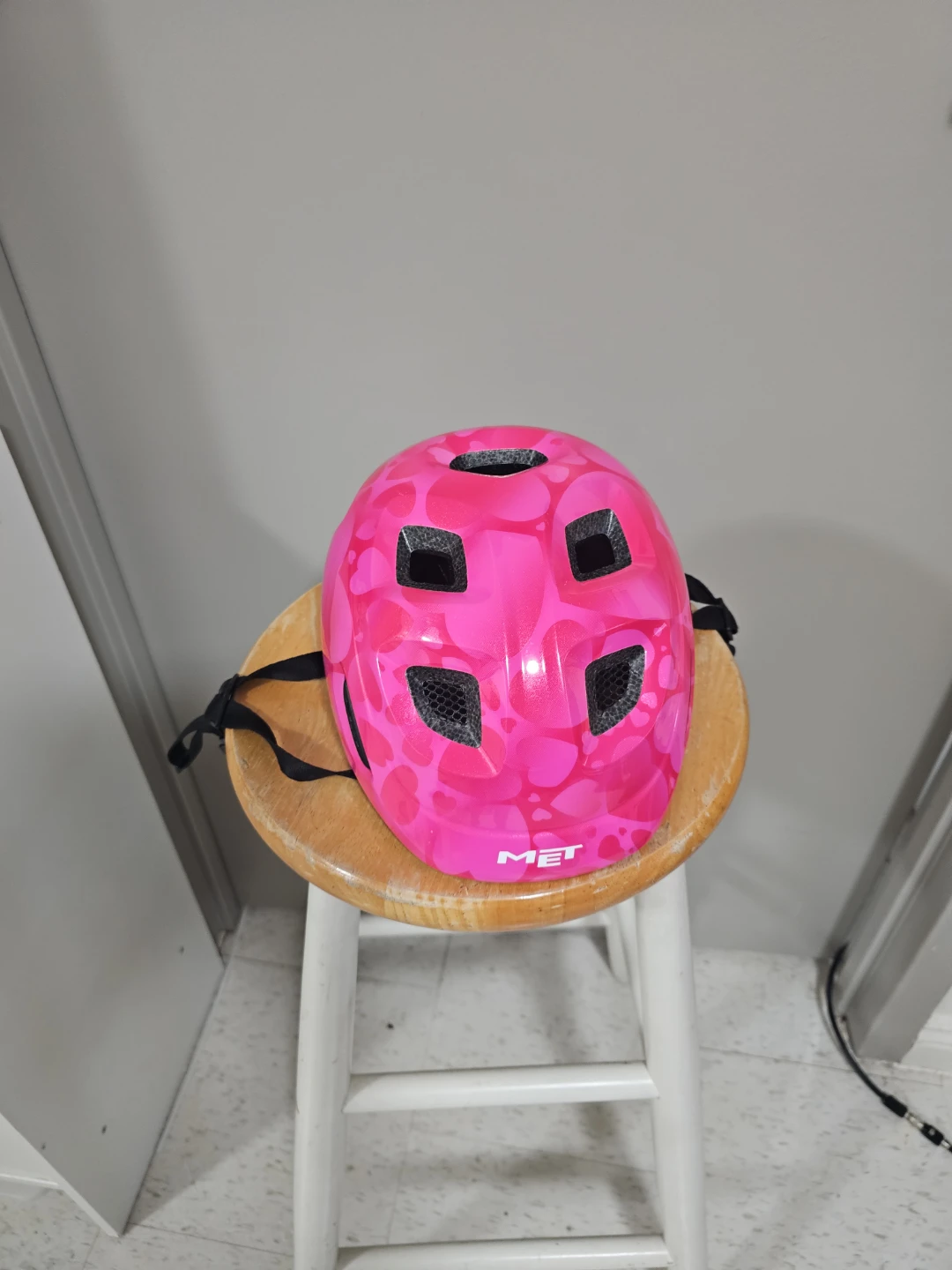 MET Hooray M144 Bike Helmet