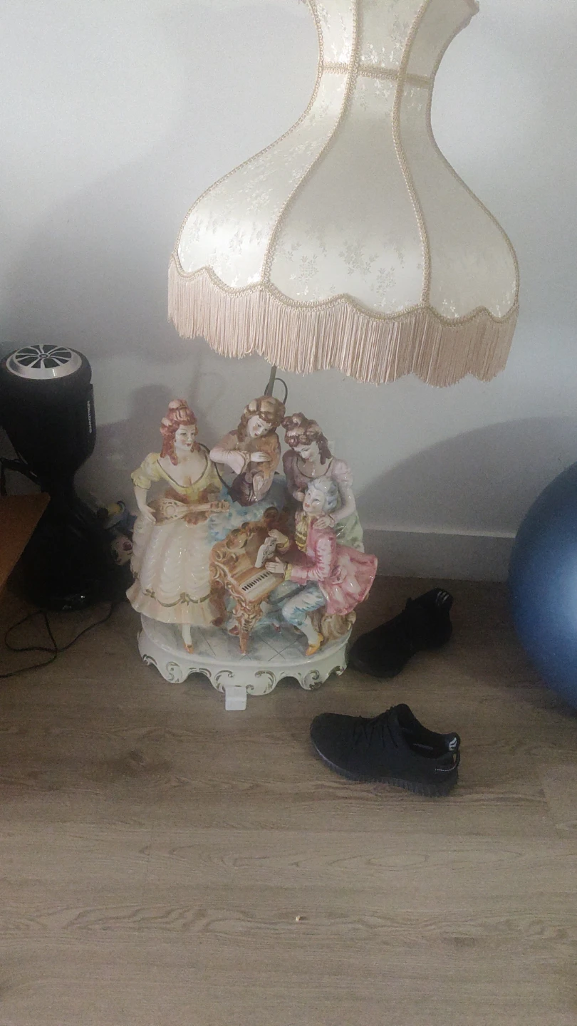 Lladro Porcelain Figurine Lamp Base - photo 2