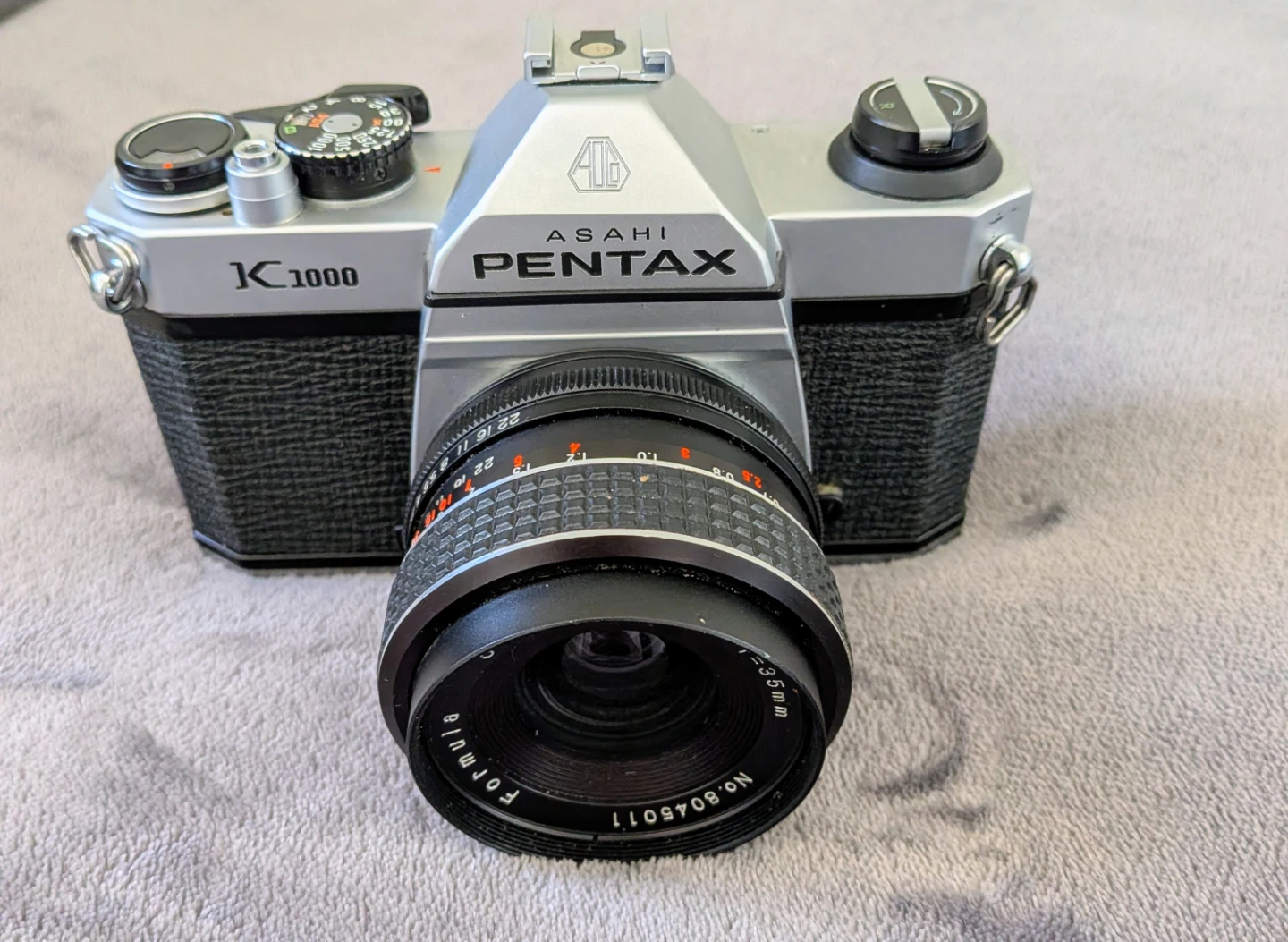 Pentax K1000 35mm Film Camera with Lens