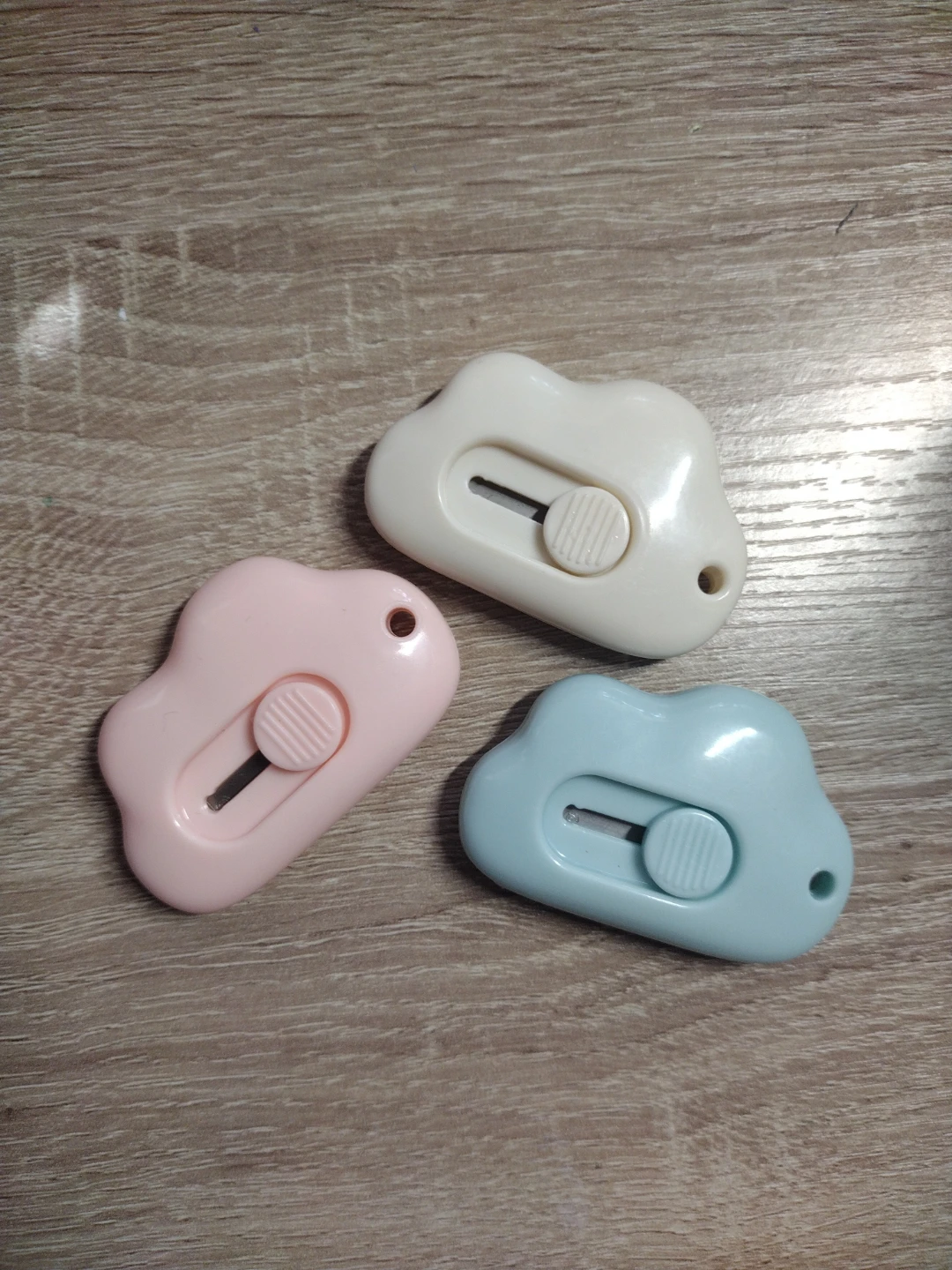 3 Cloud Shaped Mini Utility Cutters - Pink, Blue, White - photo 3