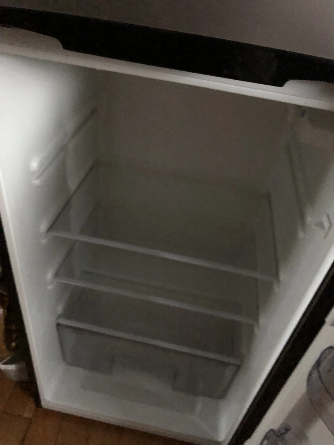 RCA Compact Refrigerator - photo 2