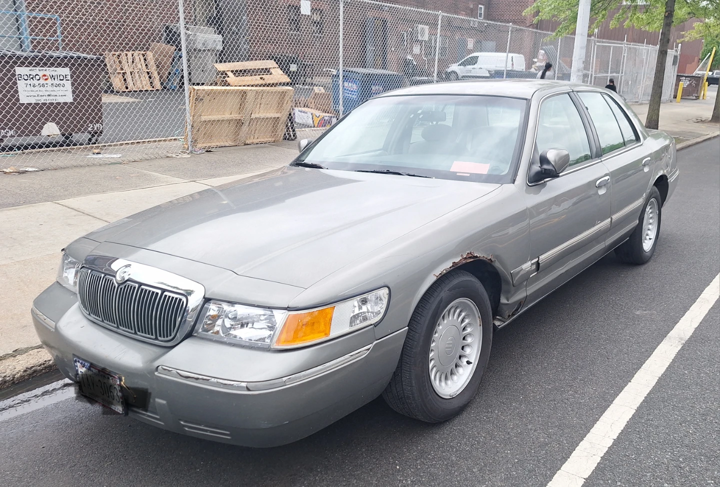 1999 Mercury Grand Marquis GS Sedan V8 - photo 3