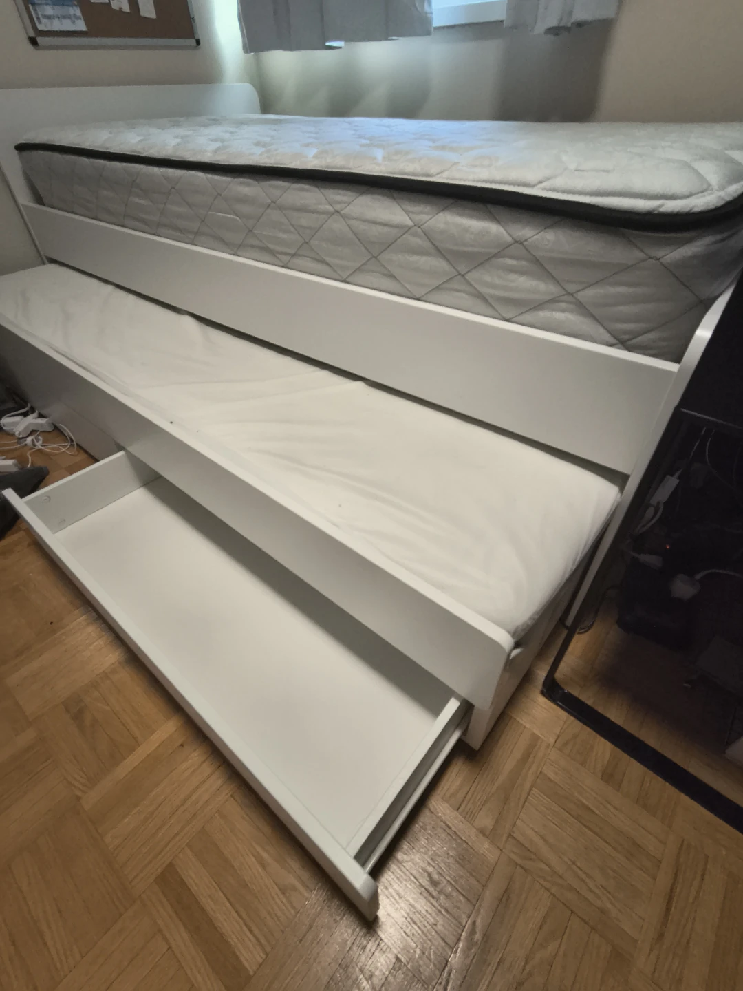 SLAKT IKEA Pull-out Bed