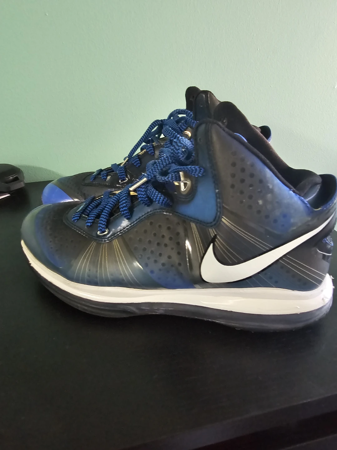 Nike Lebron 8 V3 Basketball Shoes - photo 2