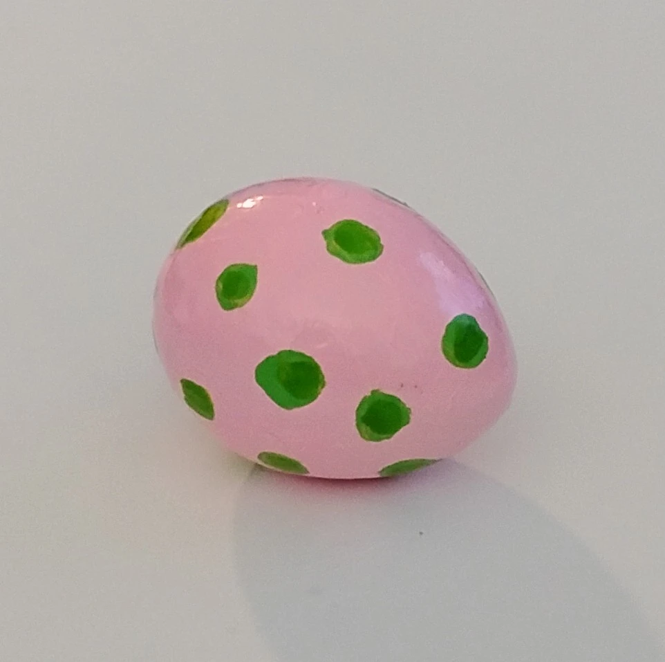 Pink Polka Dot Egg Decoration