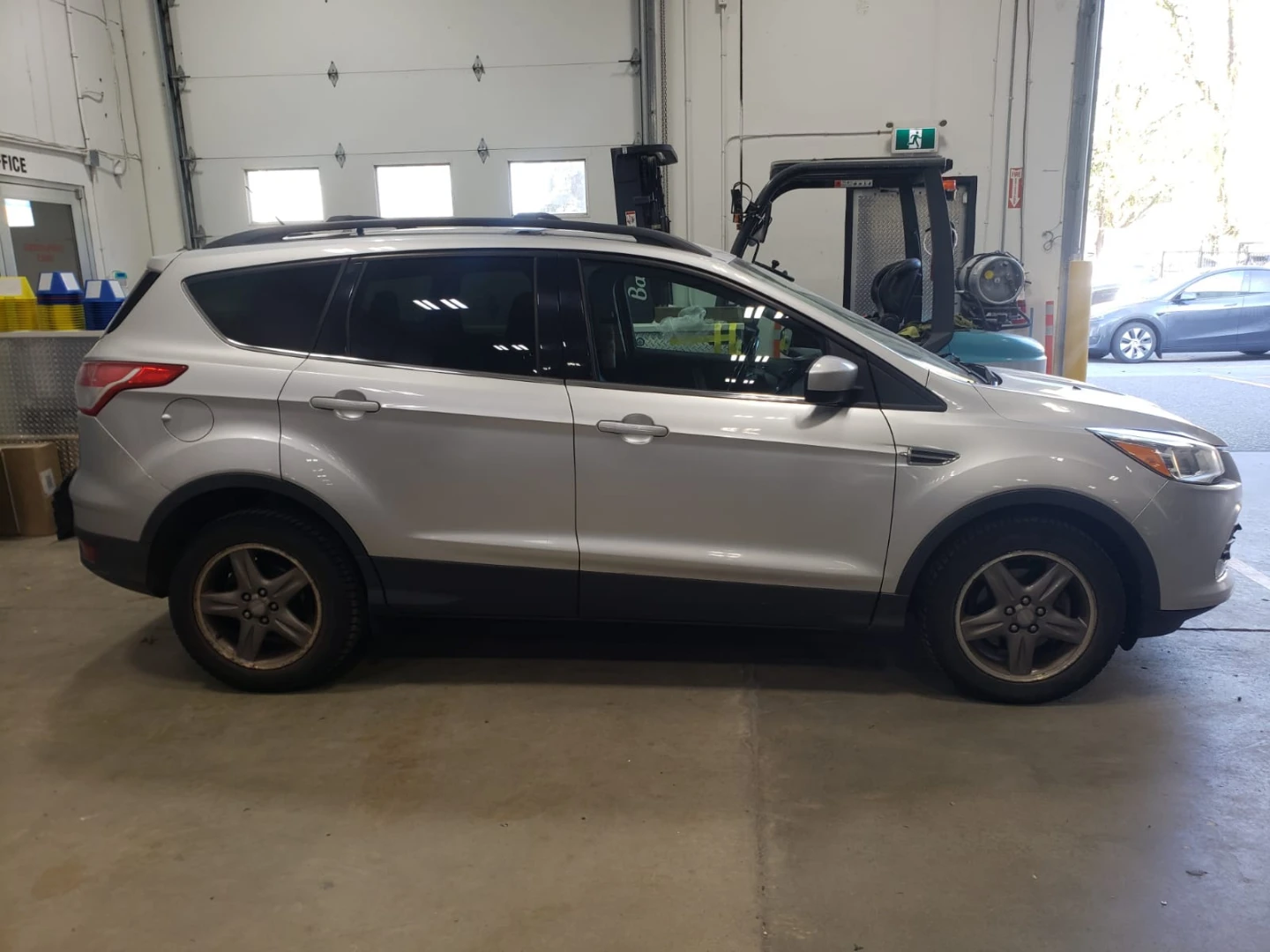 Silver Ford Escape 2014 - photo 3
