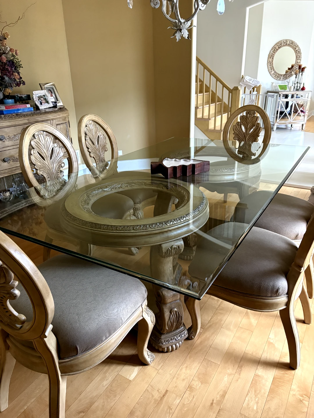 Gorgeous dining room set