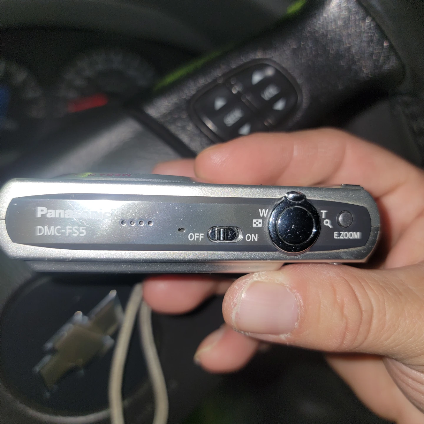 Panasonic Lumix DMC-FS5 Digital Camera with Battery Charger - photo 5