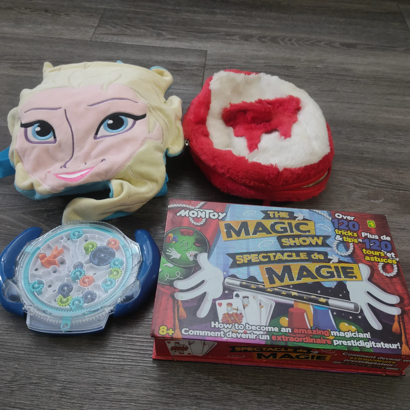 Montoy The Magic Show Magic Kit with Toys and Backpacks