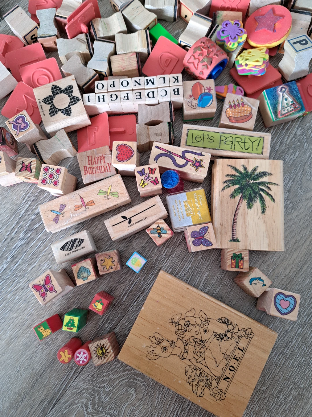 Assorted Craft Stamps and Ink Pads - photo 2