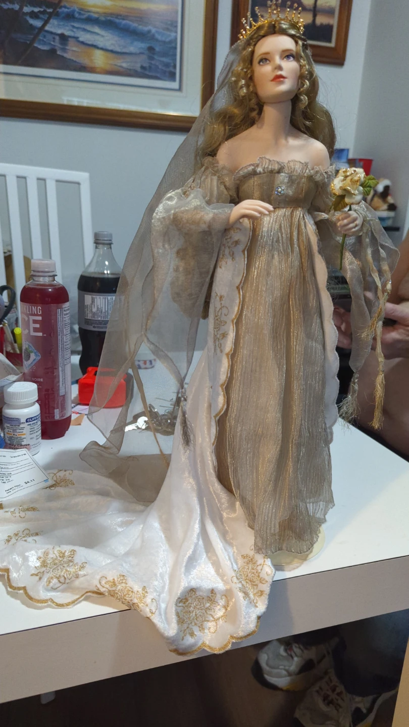 Franklin Mint Guinevere Doll