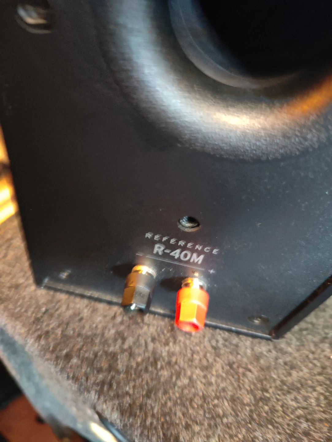 Klipsch Reference R-40M Bookshelf Speakers - Pair - photo 2