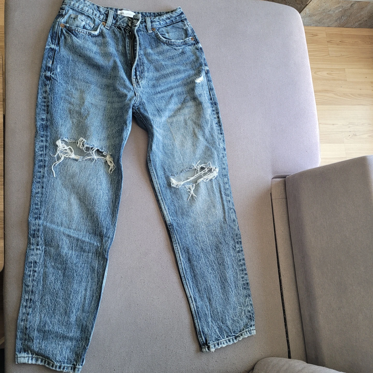 Zara Blue Distressed Denim Jeans - photo 2