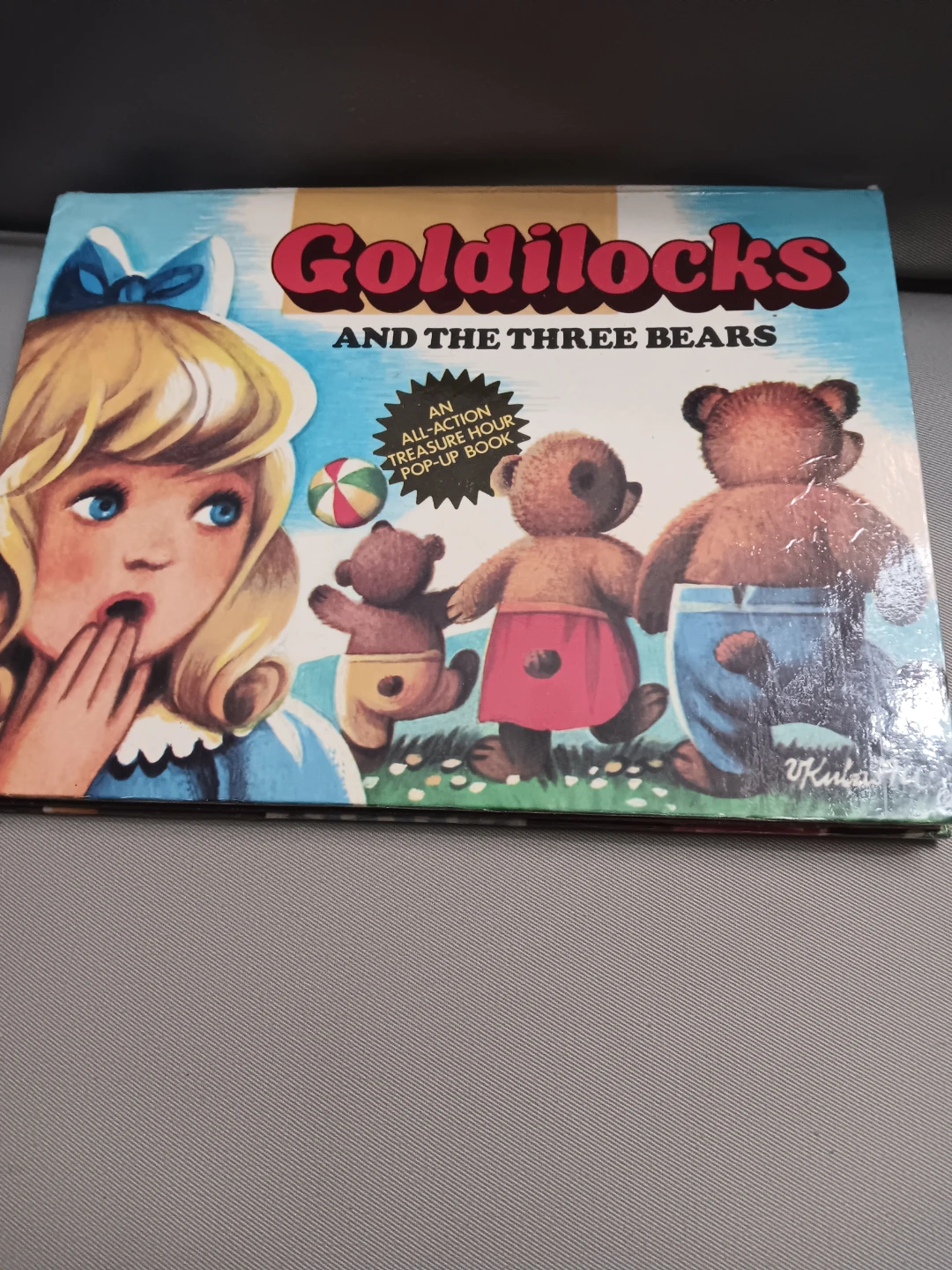 Goldilocks and the Three Bears Pop-Up Book