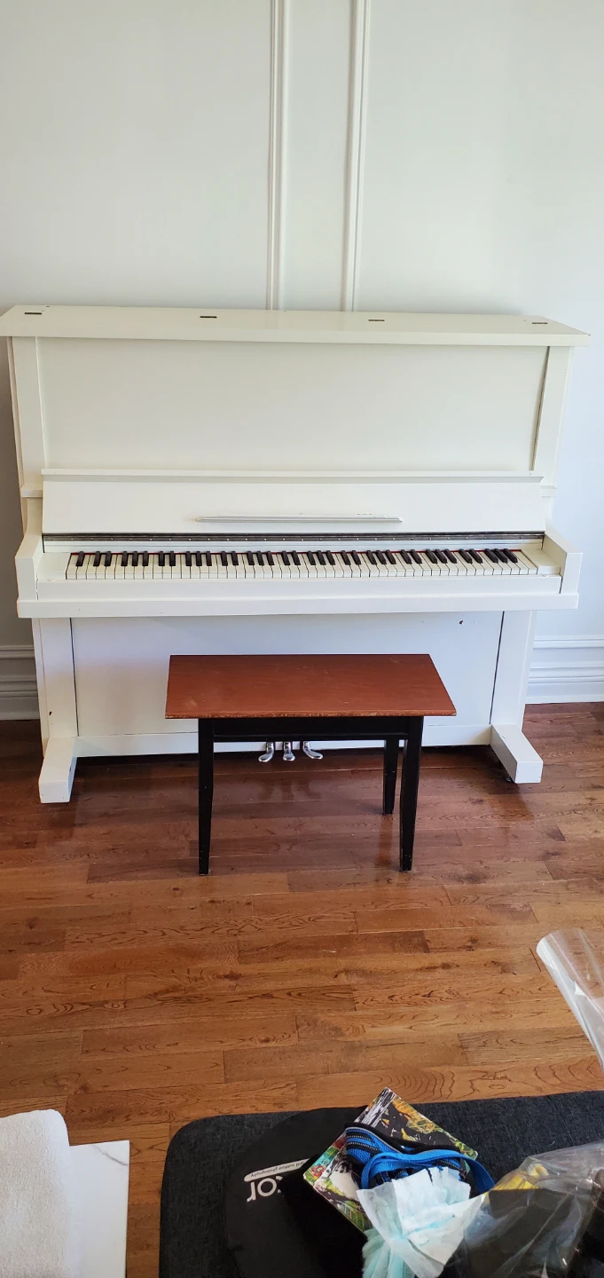 Antique Ennis & Co Upright Piano - Refinished in White - photo 2