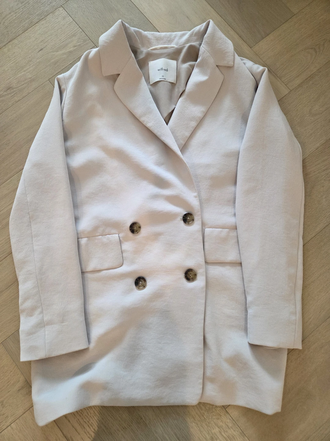 Aritzia Wilfred Double-Breasted Blazer - photo 2
