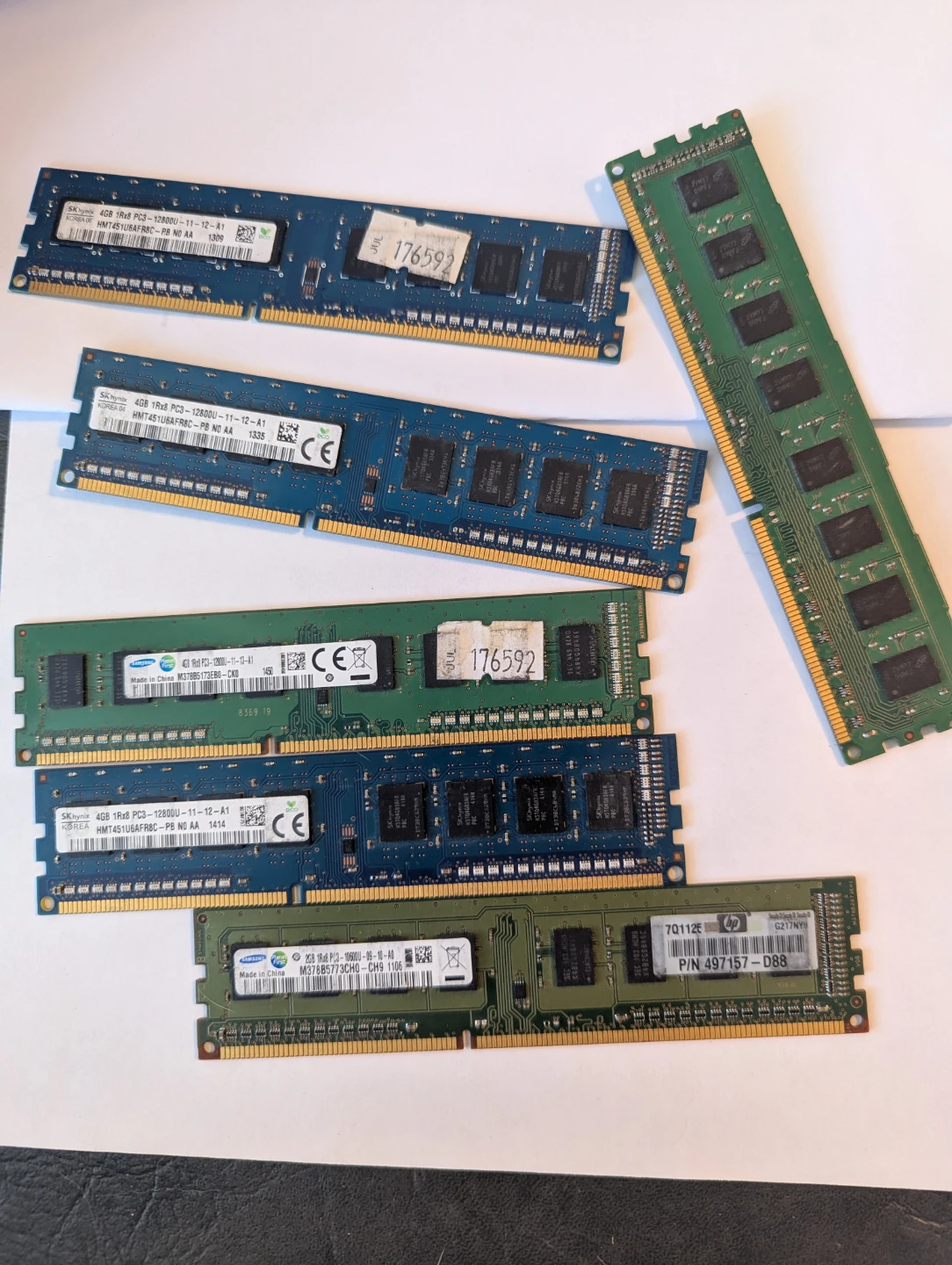 For parts DDR3 RAM 1600MHz 4GB, 2GB