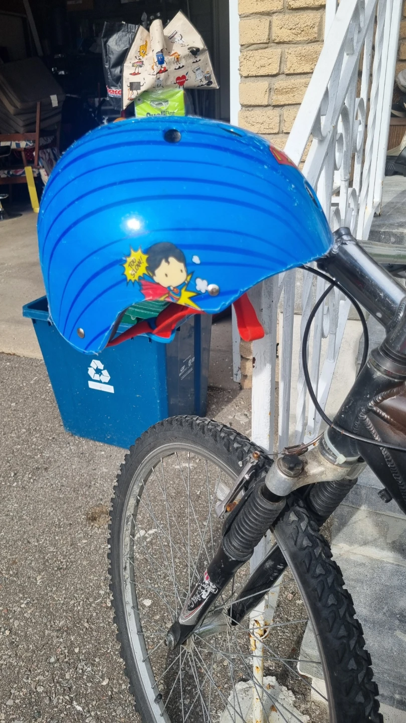 Kids' Bike Helmet - Superman & Toy Story designs - photo 4