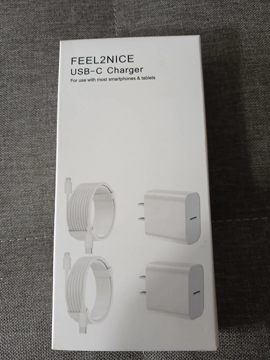 FEEL2NICE USB-C Charger with Cable
