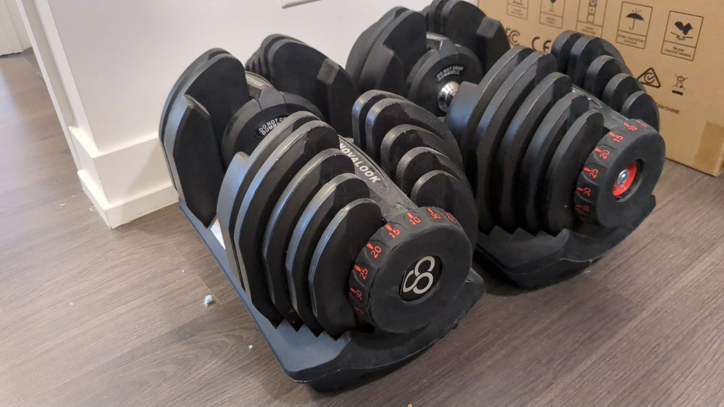 Adjustable Dumbbells 10-90 Pounds x2