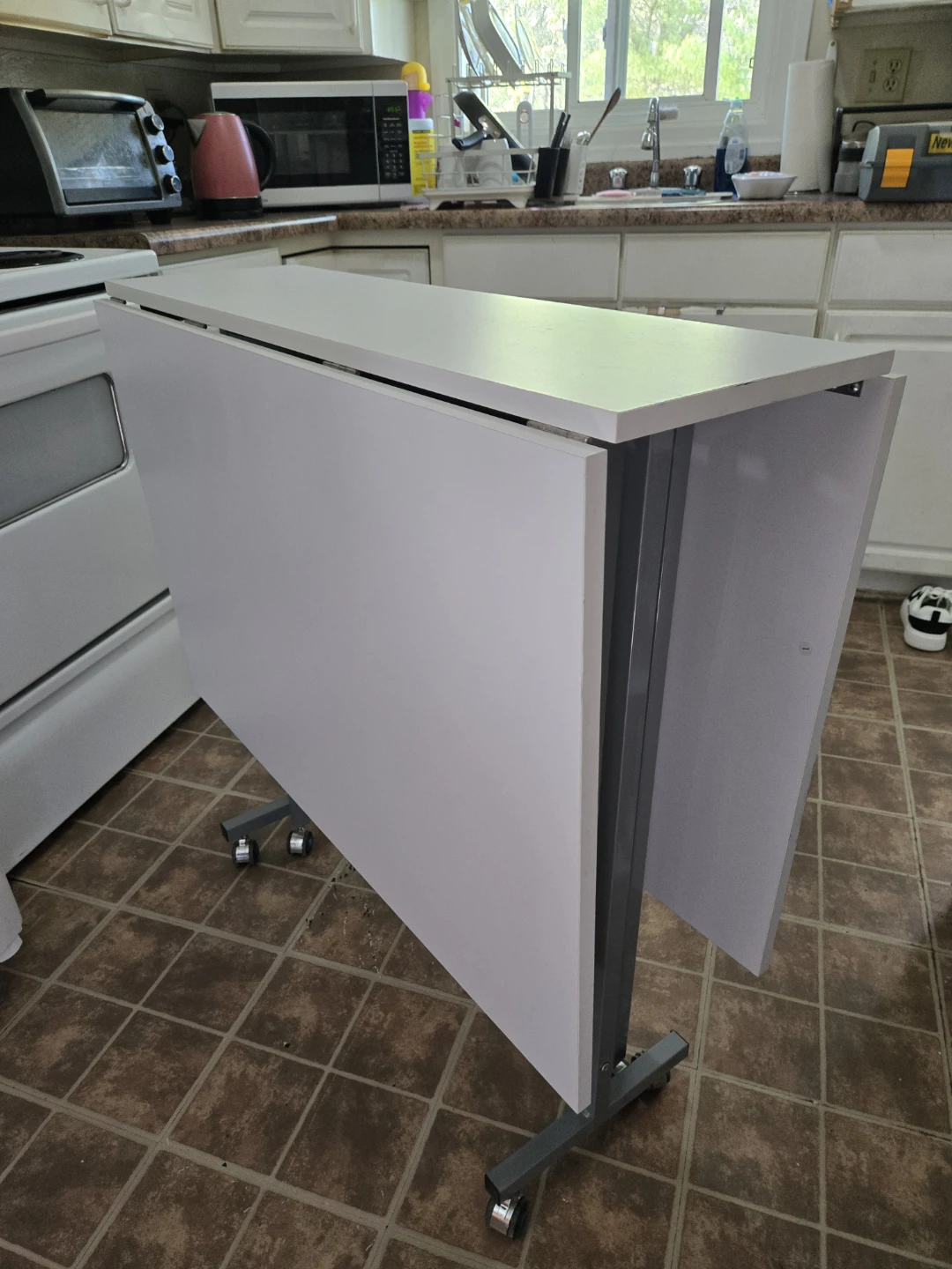 Drop Leaf Table on Wheels - photo 3