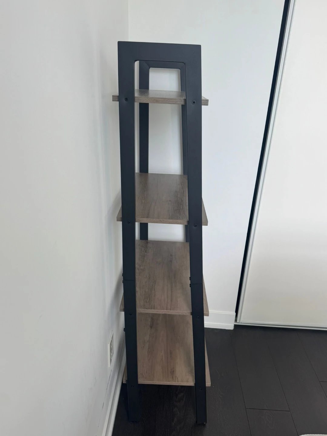 4-Tier Ladder Shelf