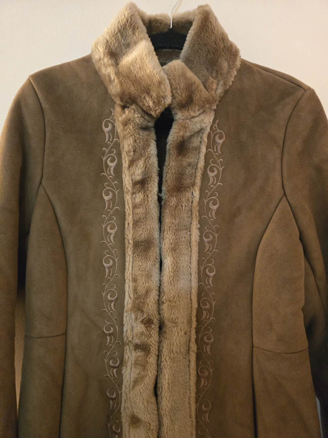 LUXURIOUS Faux Suede Fur Lined Coat Size S - photo 2