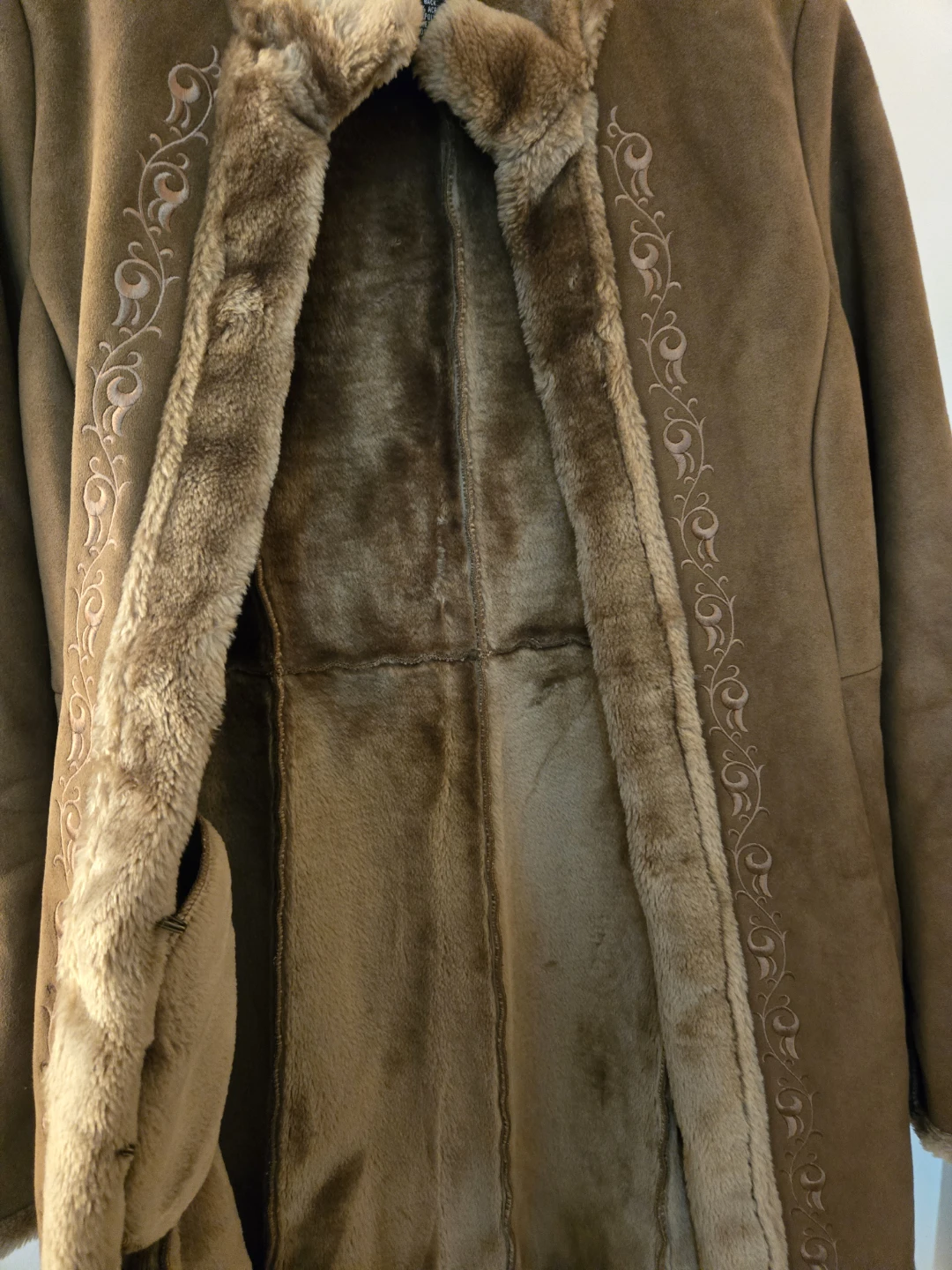 LUXURIOUS Faux Suede Fur Lined Coat Size S - photo 4