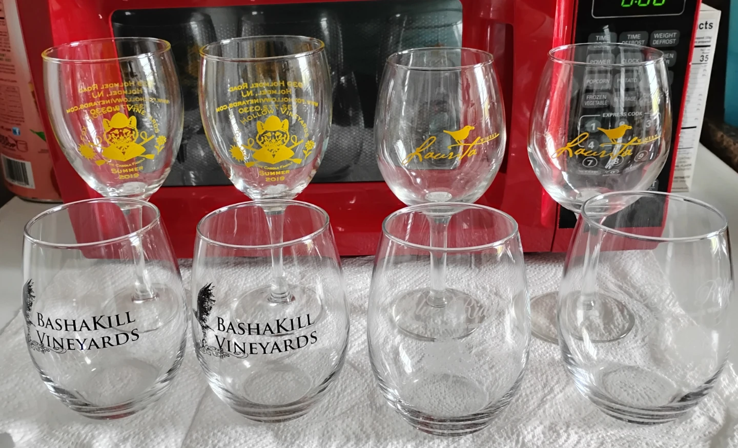 4 pairs of drinking glasses