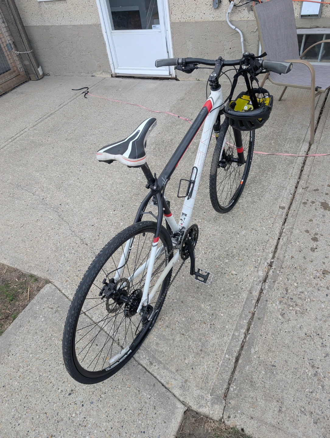 Trek Hybrid Bike - 2014 Trek 8.3 DS (Gary Fisher Collection) - photo 2