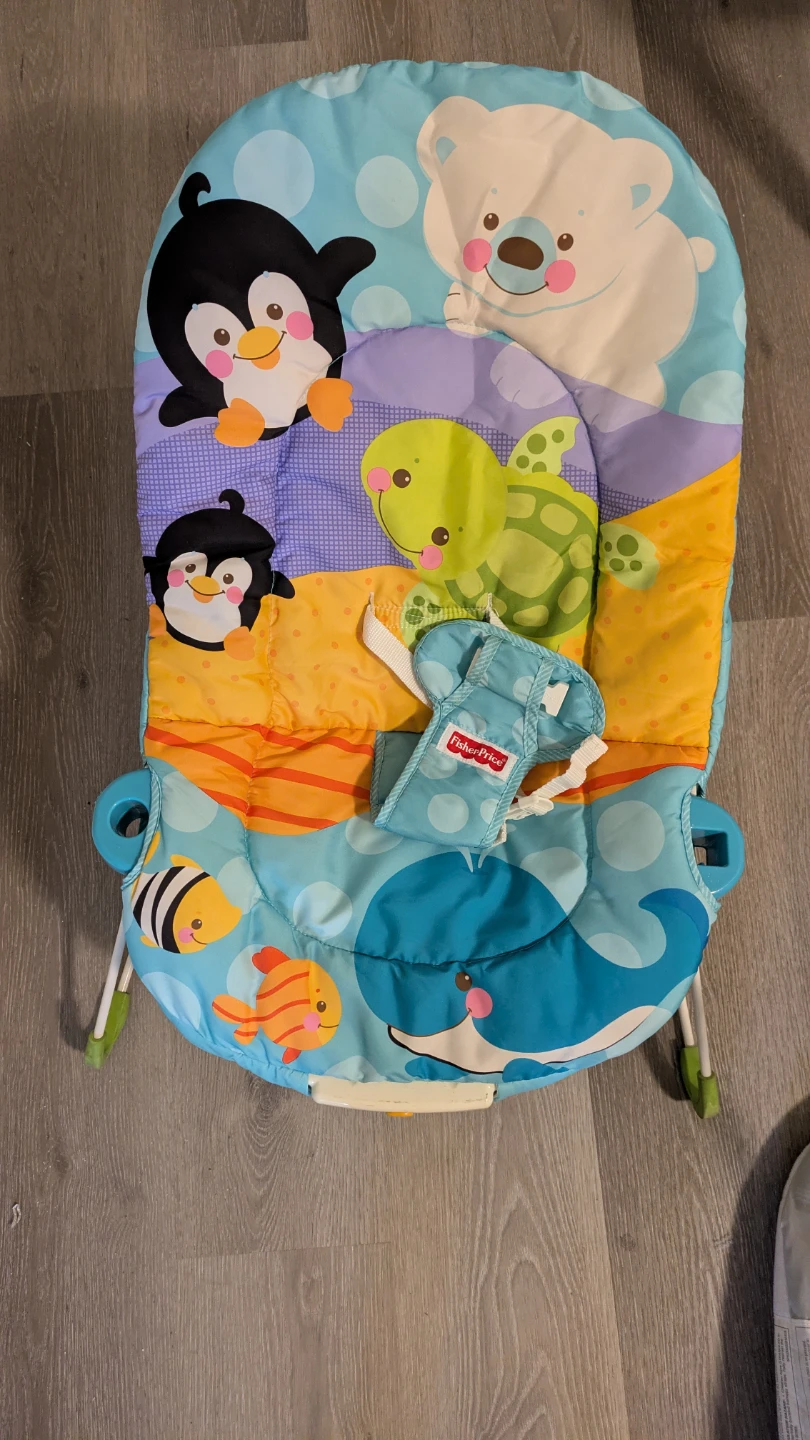 Graco Pack 'n Play with Bassinet and Rocker - photo 5