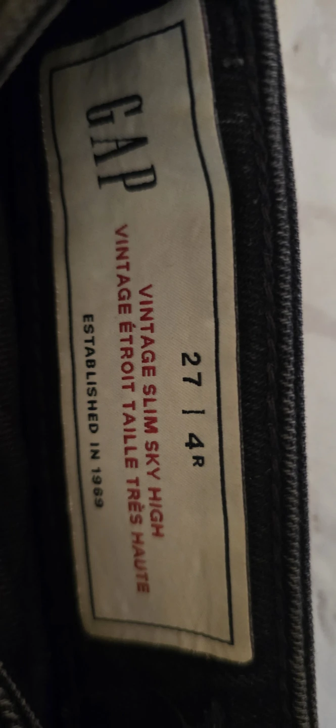 GAP Vintage Slim Sky High Jeans - Black - Size 27 - photo 3